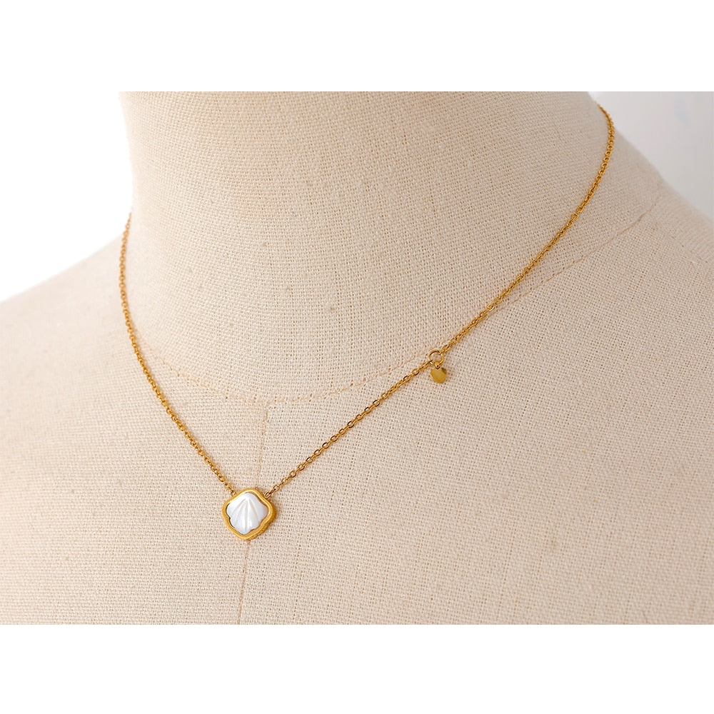Seashell necklace