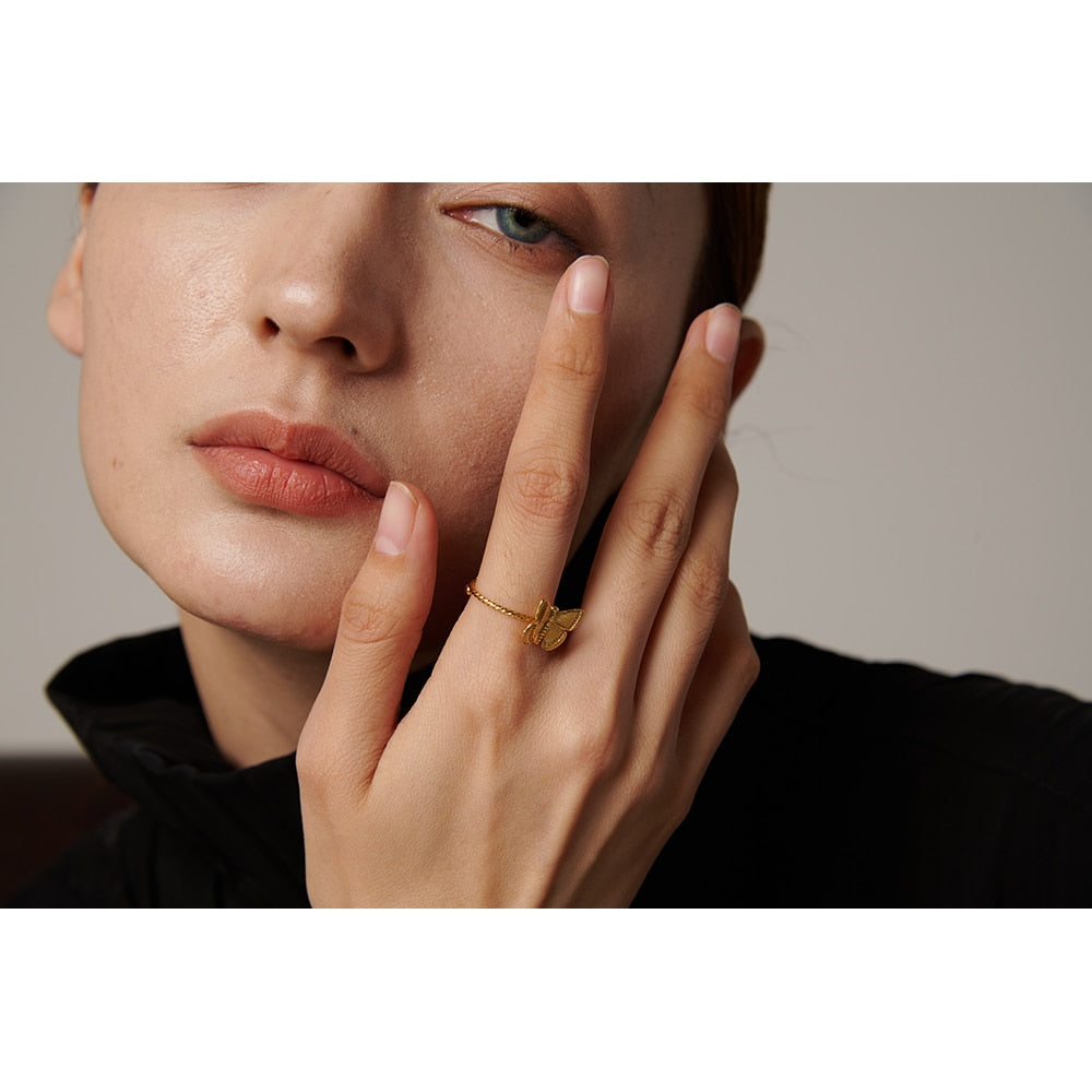 Butterfly ring